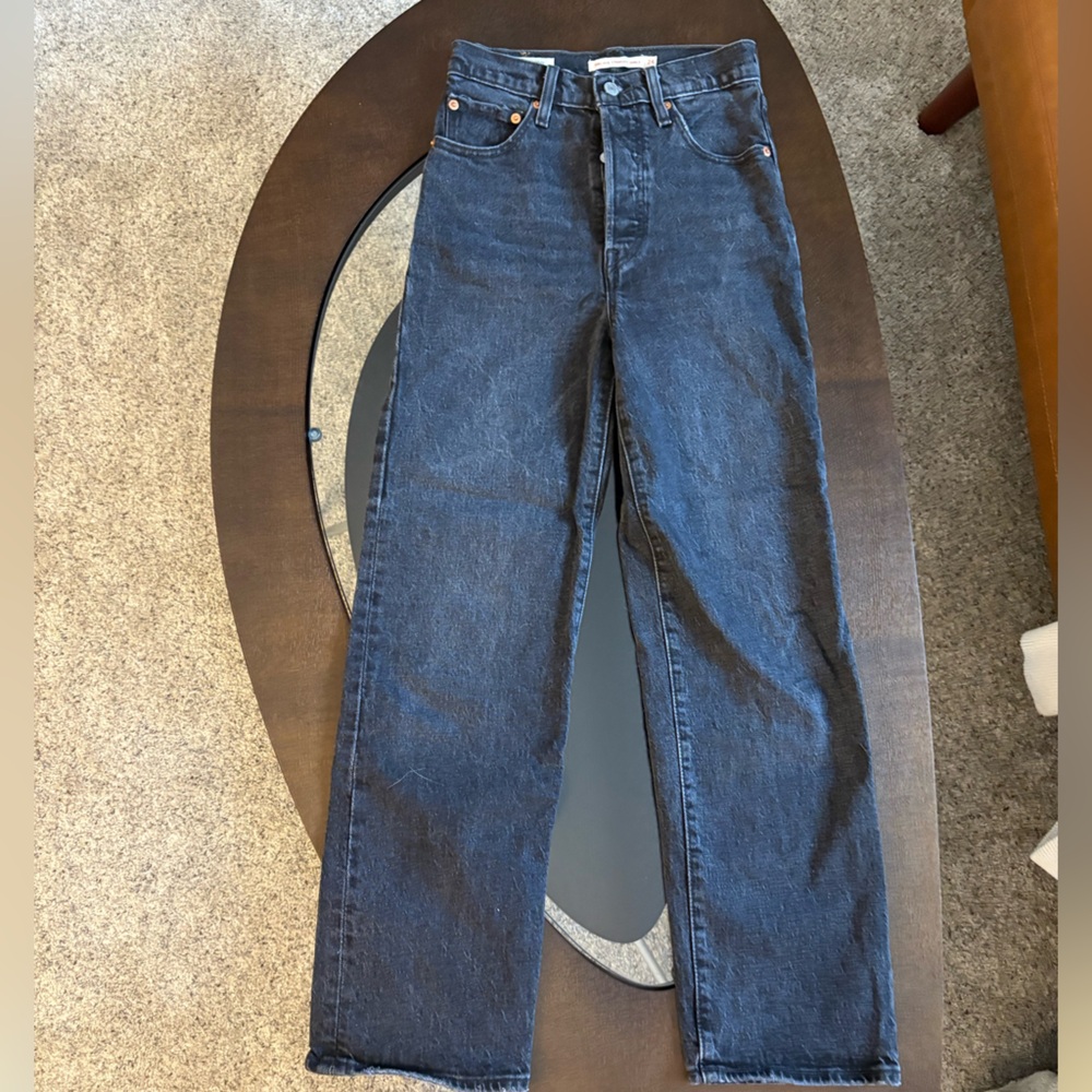 Levi’s Ribcage Jeans - Picture 2 of 6